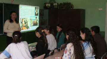 Вчитель української мови та літератури Іванчук Леся Михайлівна